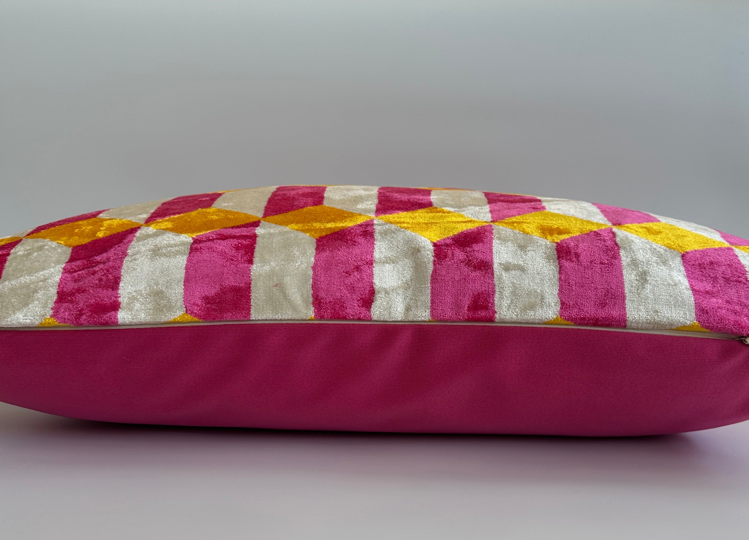 Abstract Silk Velvet Cushion Cover 24''x16'' / 60x40 CM