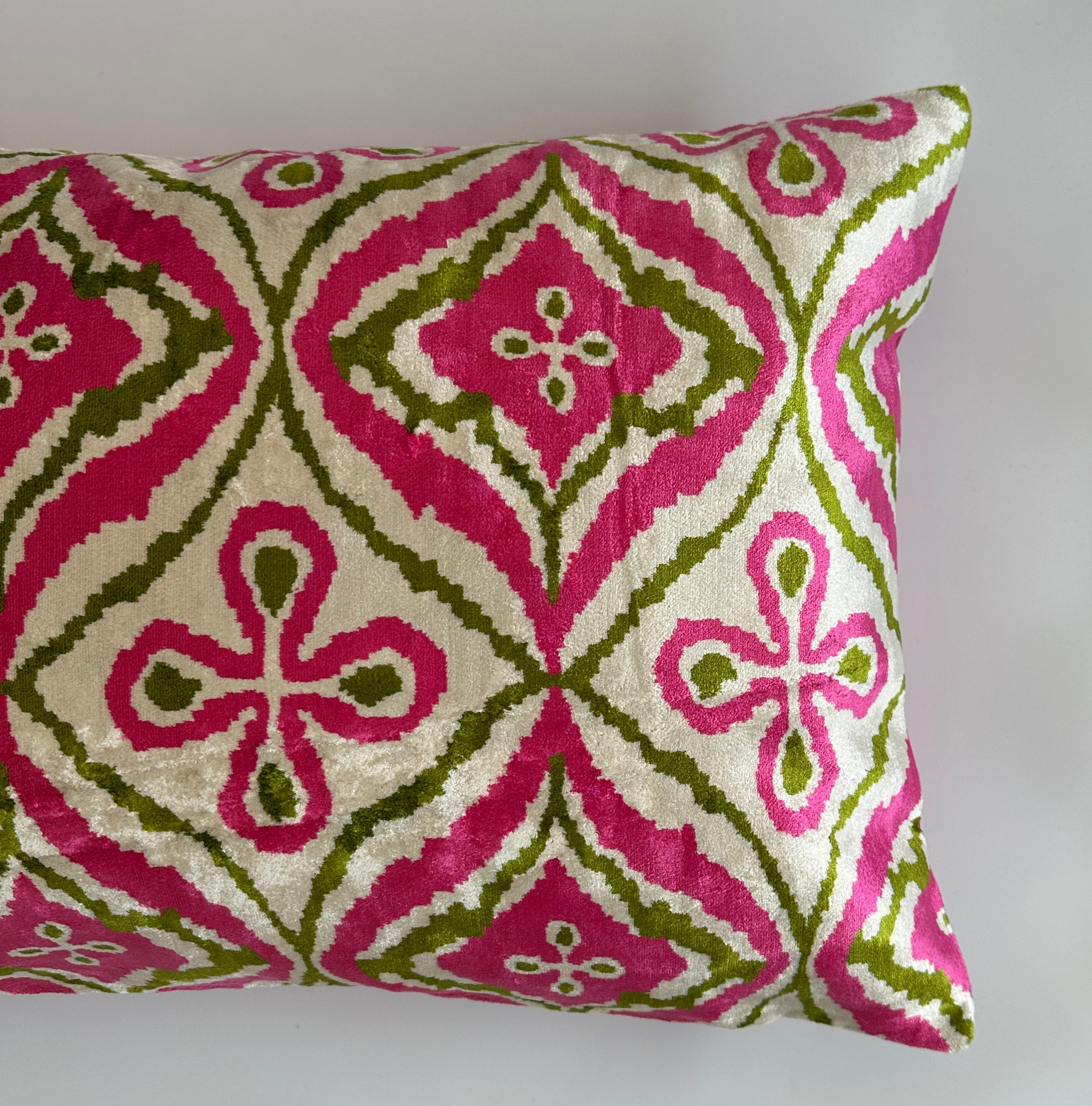 Pink Silk Velvet Cushion Cover 24''x16'' / 60x40 CM