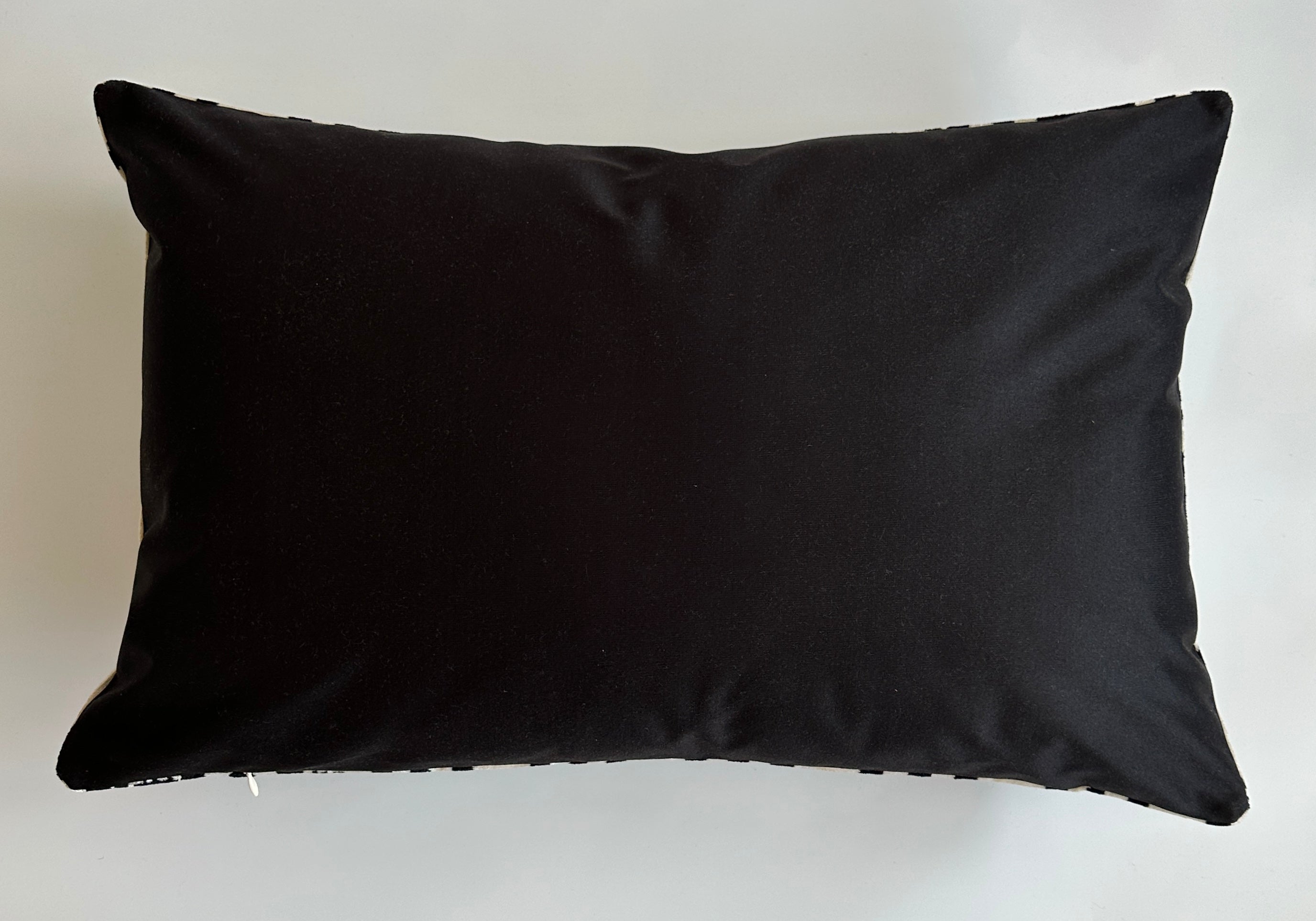 Black Silk Velvet Cushion Cover 24''x16'' / 60x40 CM