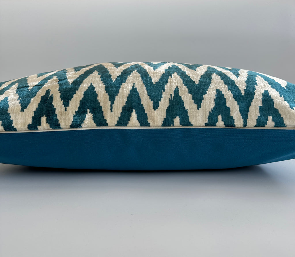 Turquoise Flame Silk Velvet Cushion Cover 24''x16'' / 60x40 CM