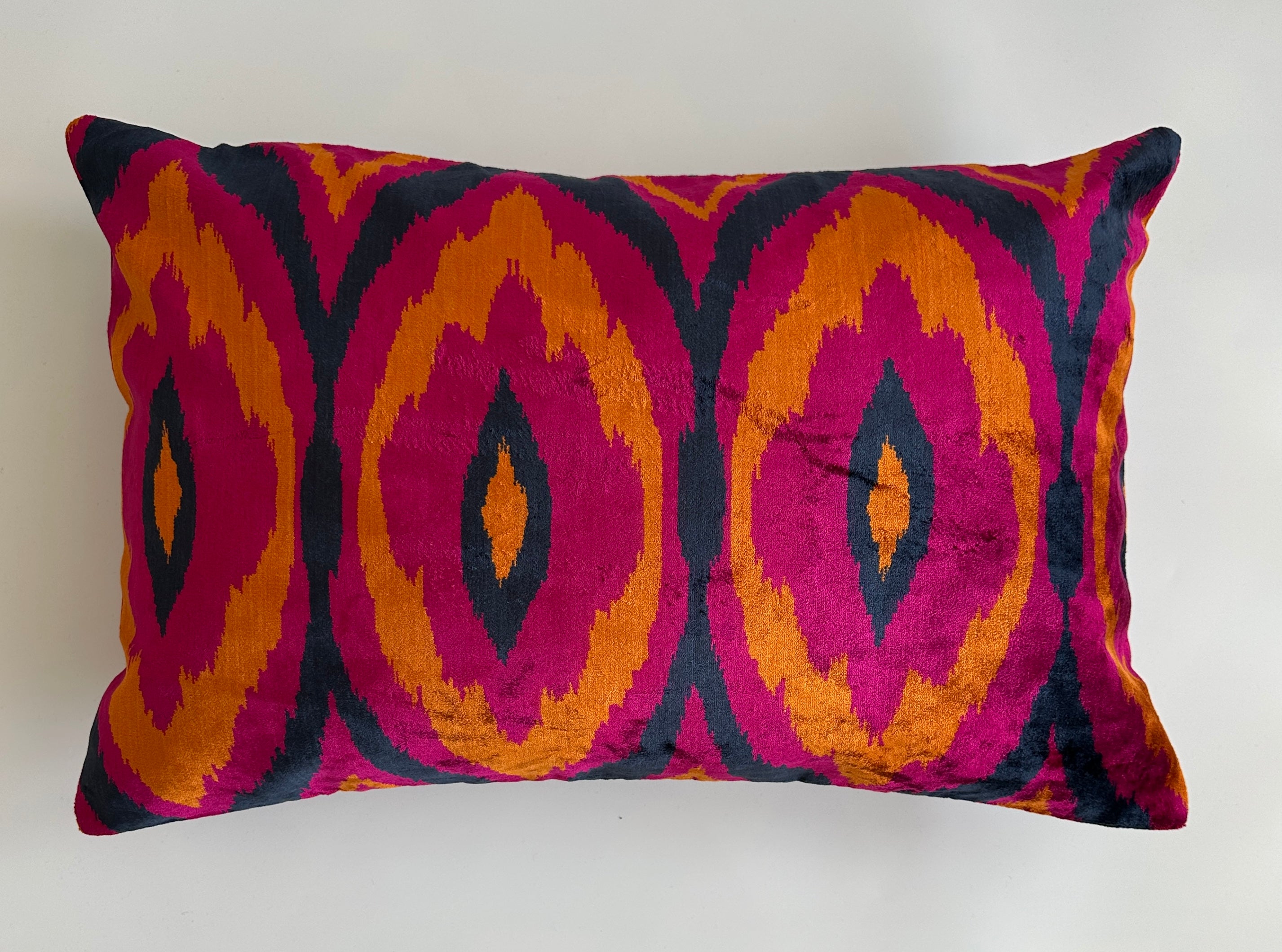 Silk Velvet Cushion Cover 24''x16'' / 60x40 CM