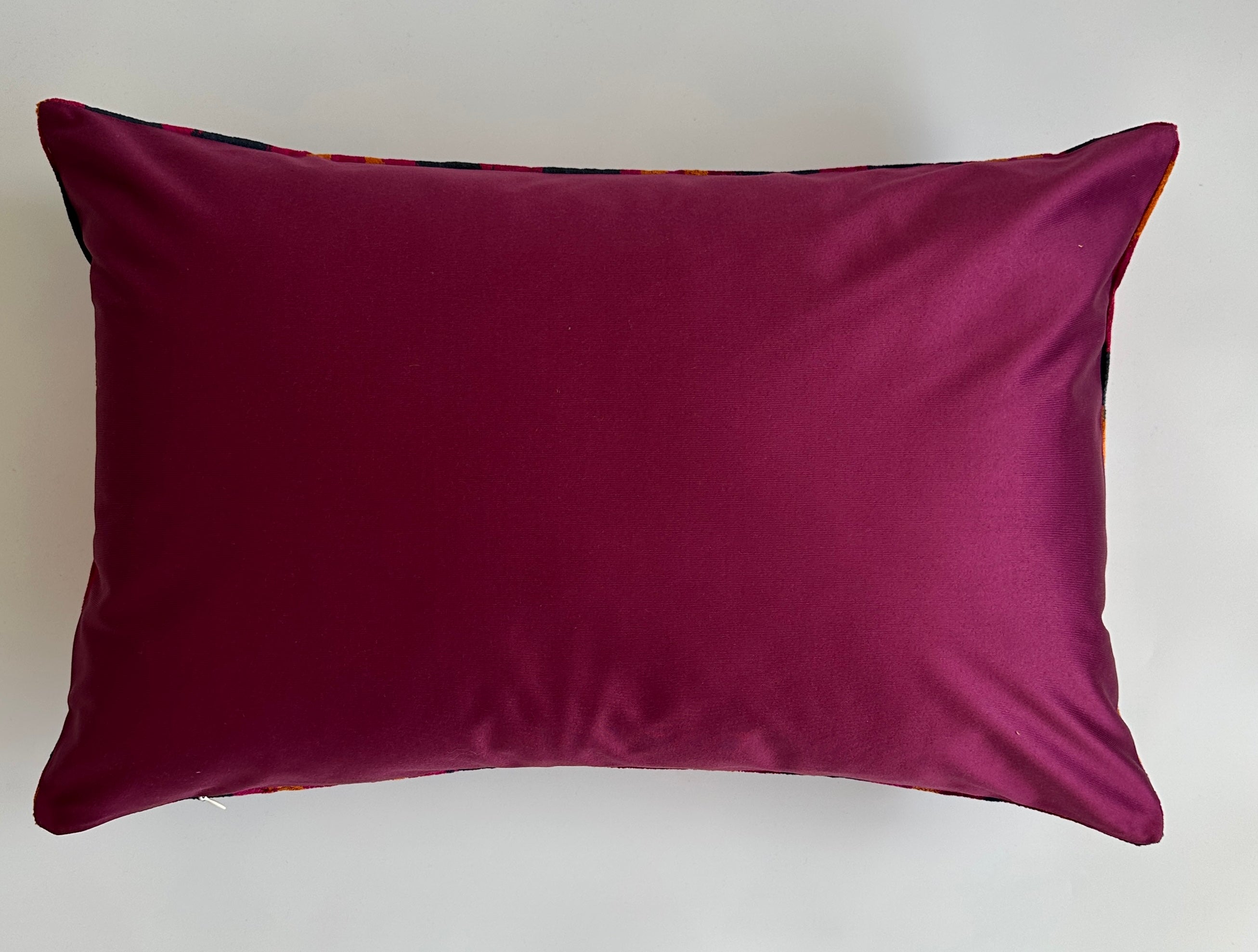 Silk Velvet Cushion Cover 24''x16'' / 60x40 CM