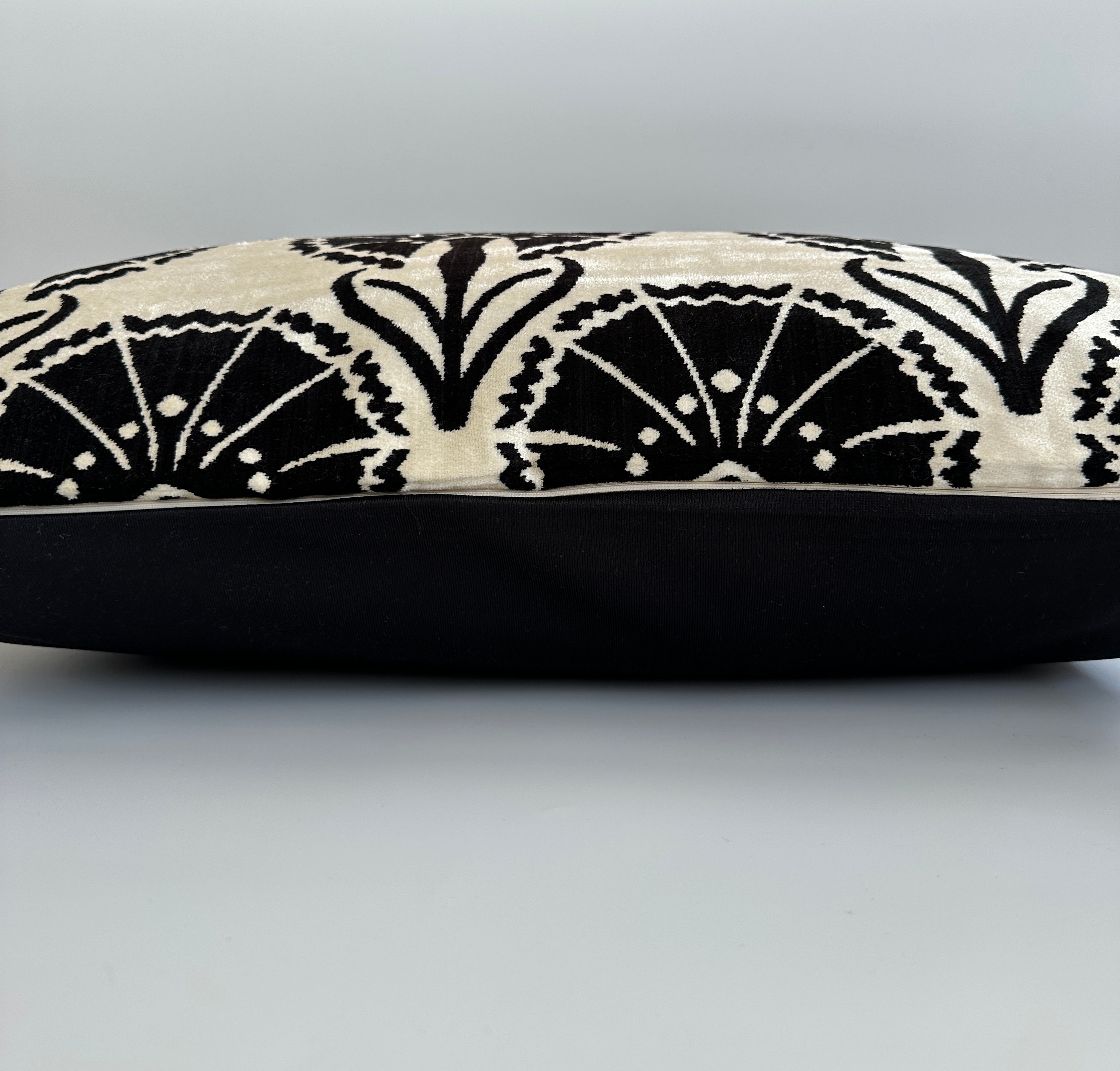 Black Carnations Silk Velvet Cushion Cover 24''x16'' / 60x40 CM