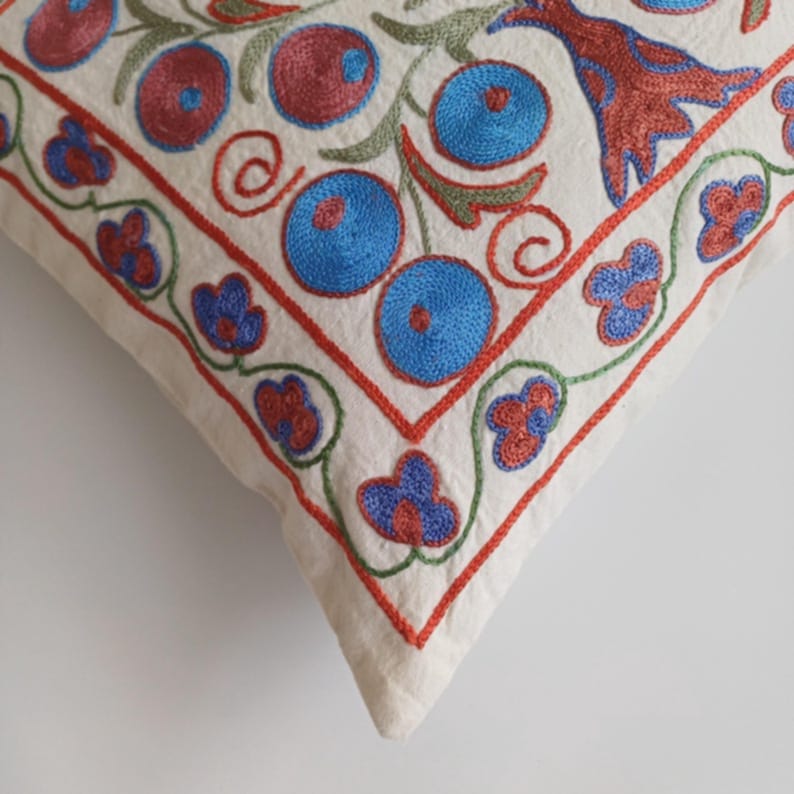 Hand Embroidered Multicolour Uzbek Suzani Cushion Cover 18''x16'' / 46x40 CM