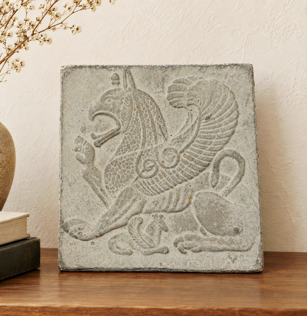 Greek Griffin Wall Hanging Plaque, Mythical Beast Replica Art, 12x11.3 CM