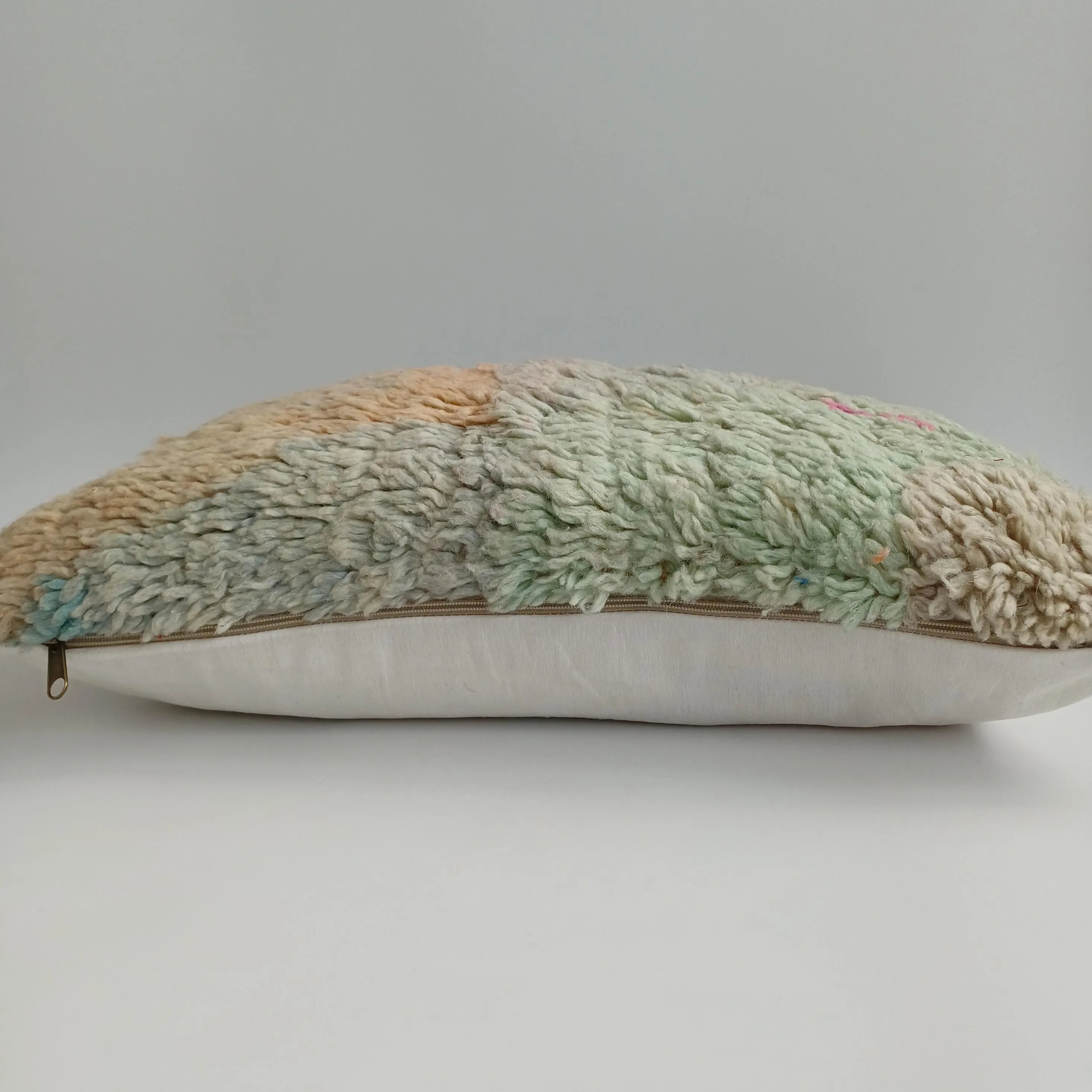 Moroccan Berber Handmade Vintage Wool Cushion Cover  24''x16'' / 60x40 CM