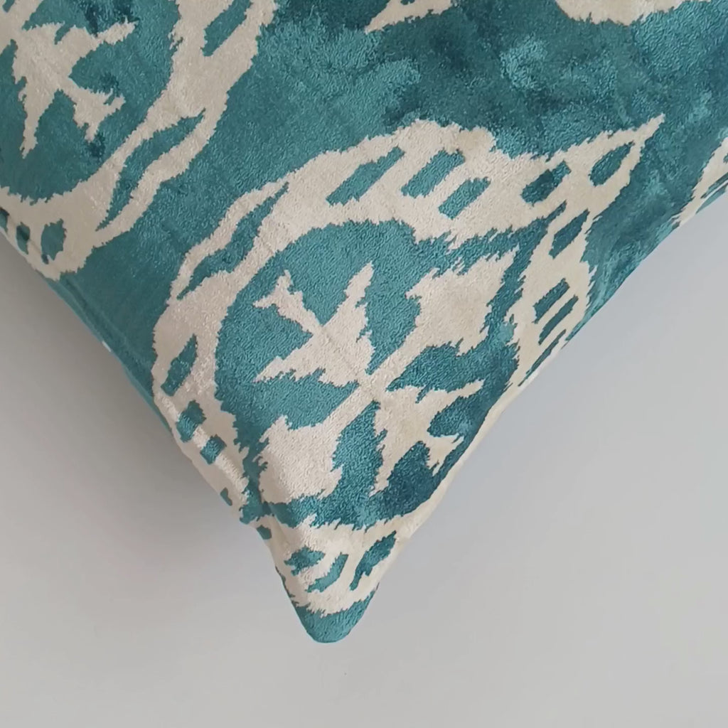 Turquoise Silk Ikat Velvet Cushion Cover 20''x20'' / 50x49 CM