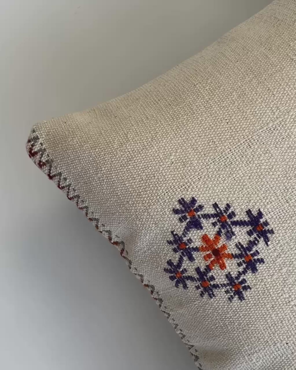 Handmade Textured Cream Turkish Rug Cushion Cover 18''x18'' / 45x44 CM