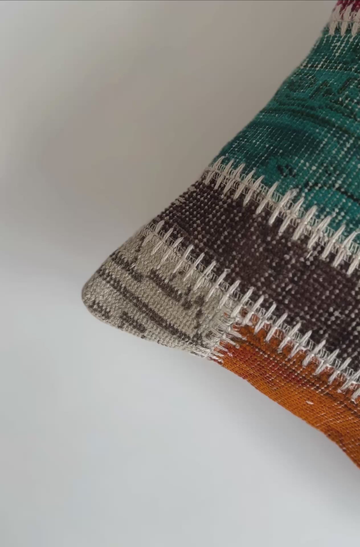 Handmade Patchwork Multicolour Turkish Rug Cushion Cover 18''x18'' / 44x43 CM