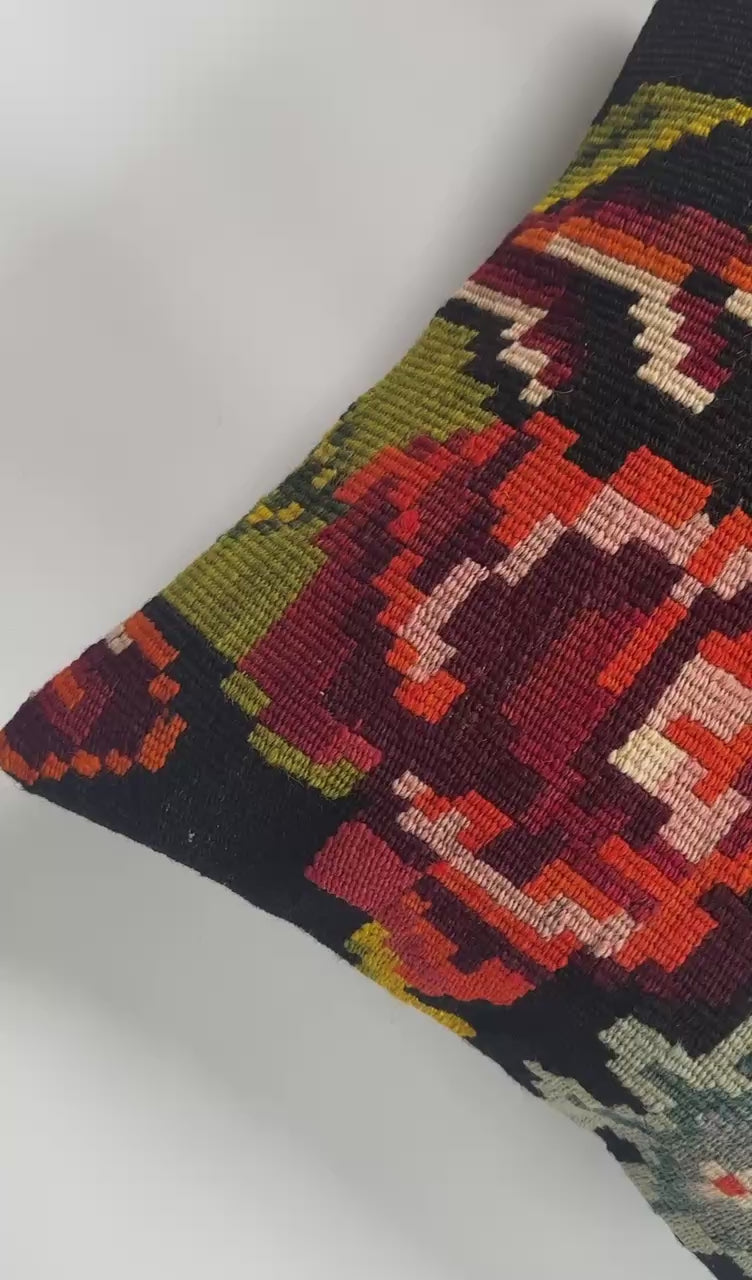 Handmade Floral Turkish Rug Cushion Cover 16''x16'' / 42X41 CM