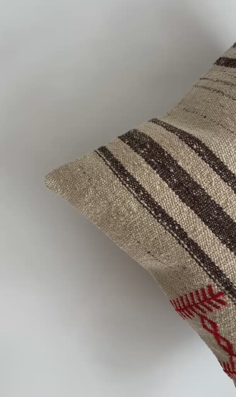 Handmade Textured Grey Turkish Rug Cushion Cover 18''x18'' / 45x45 CM