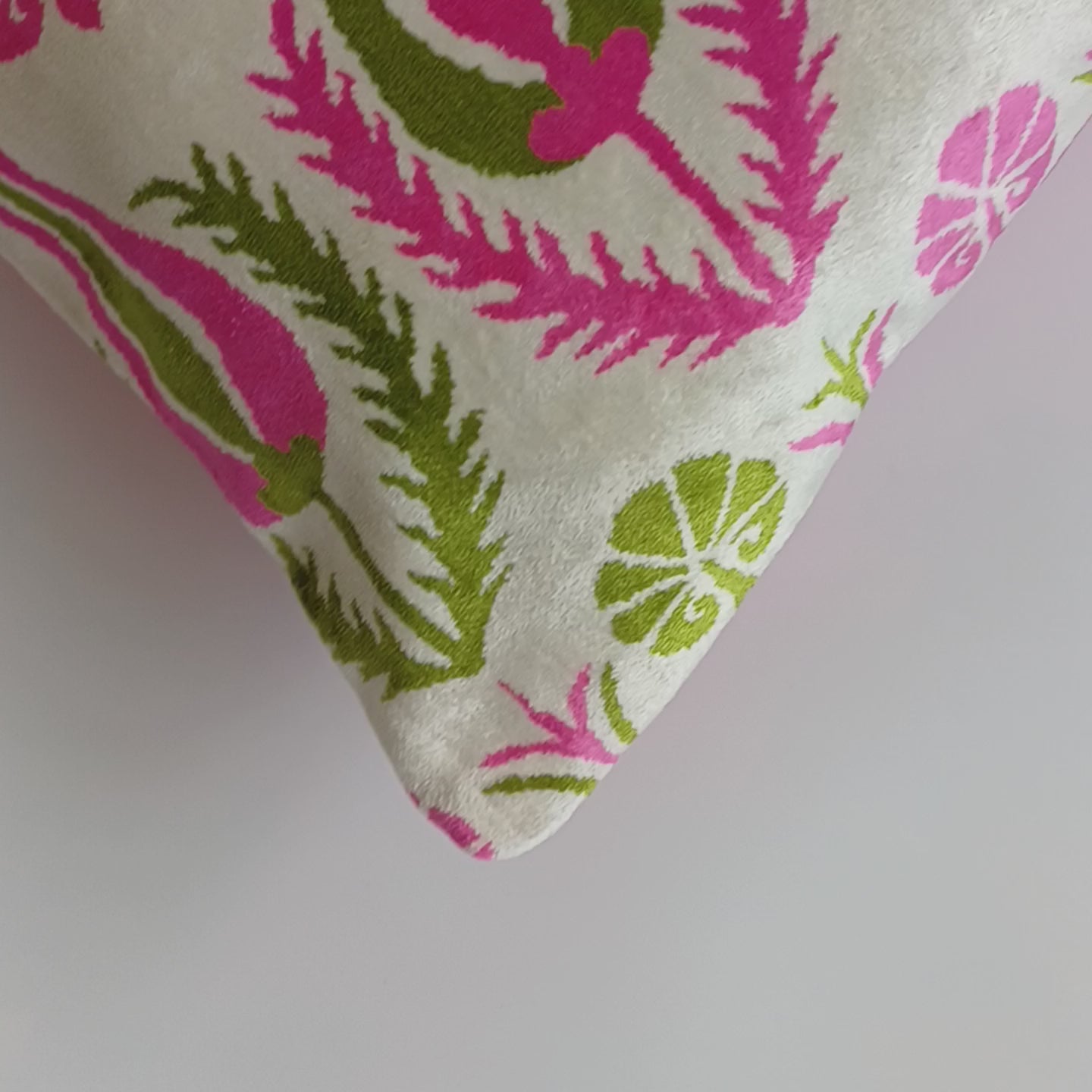 Pink Silk Velvet Tulip Cushion Cover 16''x16'' / 40x40 CM