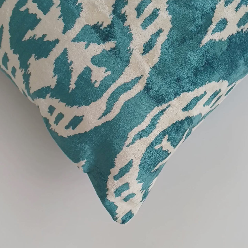 Turquoise Silk Ikat Velvet Cushion Cover 20''x20'' / 50x49 CM